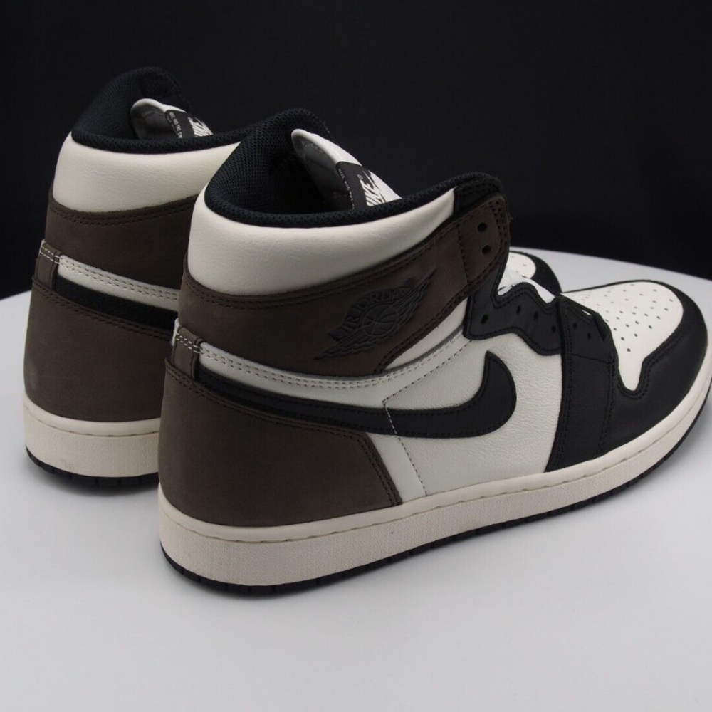 Pre-owned Nike Jordan 1 "mocha" GS5Y
